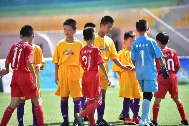 韩乔生评U17国足：浮嶋敏战术知错能改，徐正鹏有实力坐稳首发